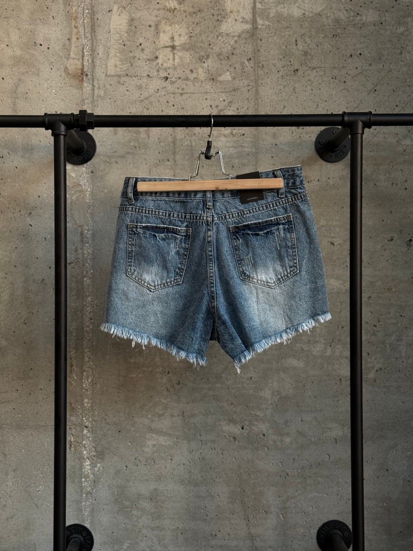 Kratke traper hlače