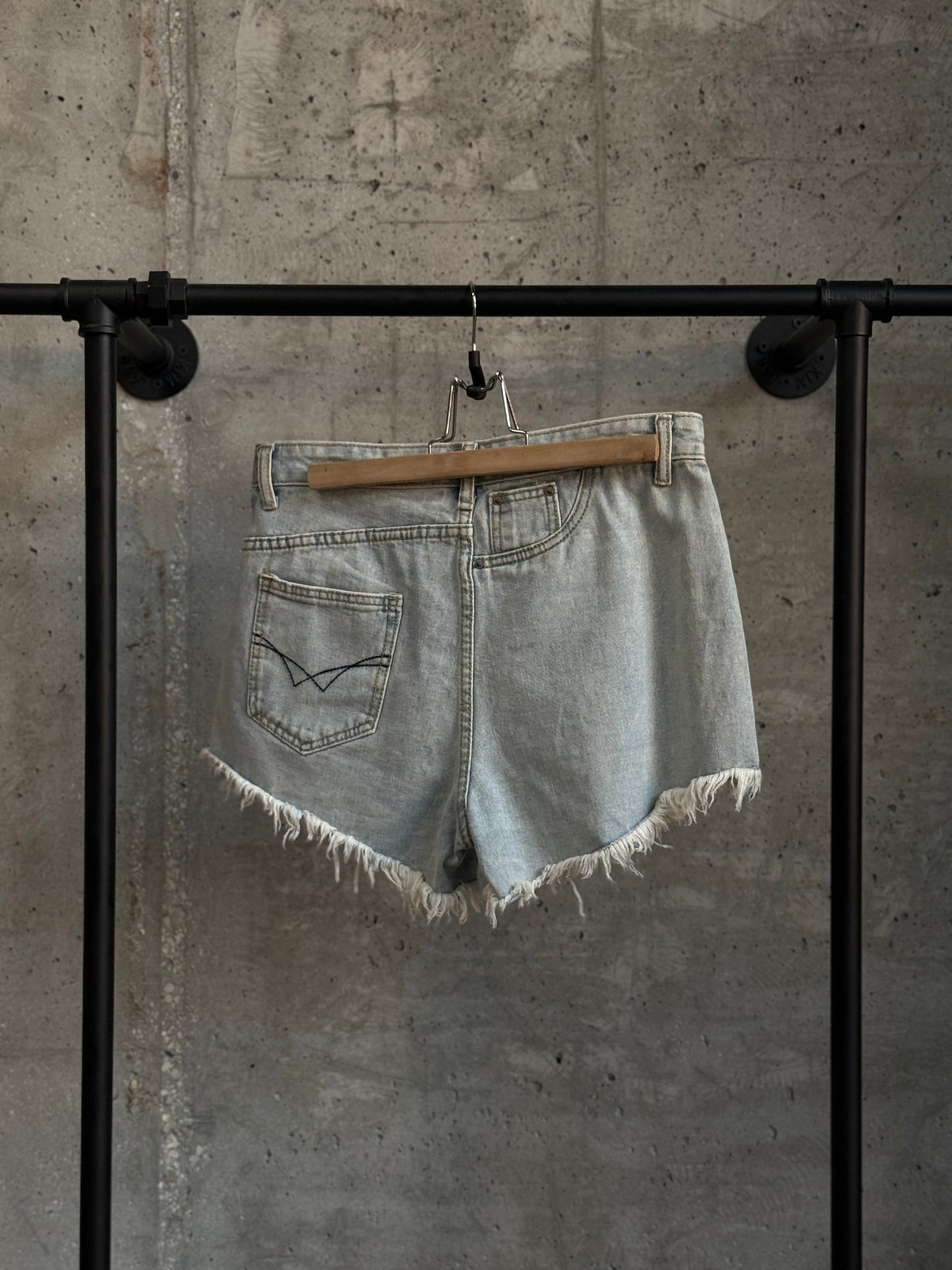 Kratke traper hlače